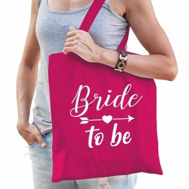 1x vrijgezellenfeest bride to be tasje roze/ goodiebag dames- feestje!